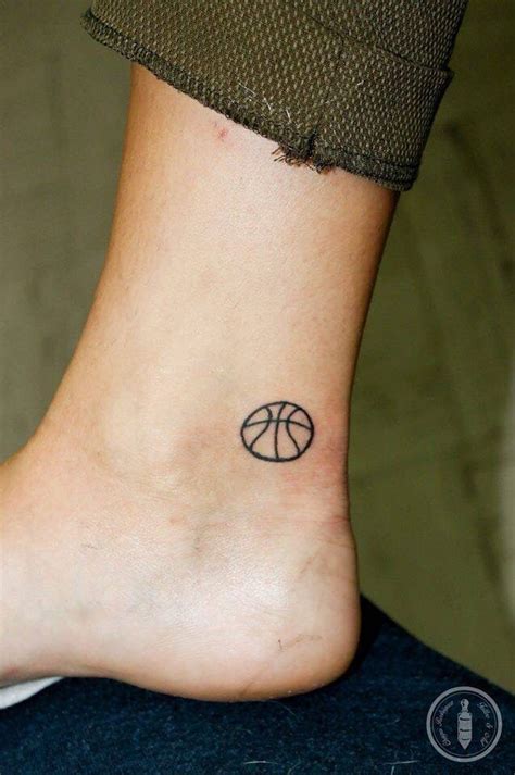 mujer tatuajes de basquetbol|Tatuajes basquetbol